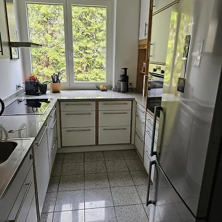 Wunderschoene, 5 Zimmerwohnung, Mit Grosser Terrasse * Munich